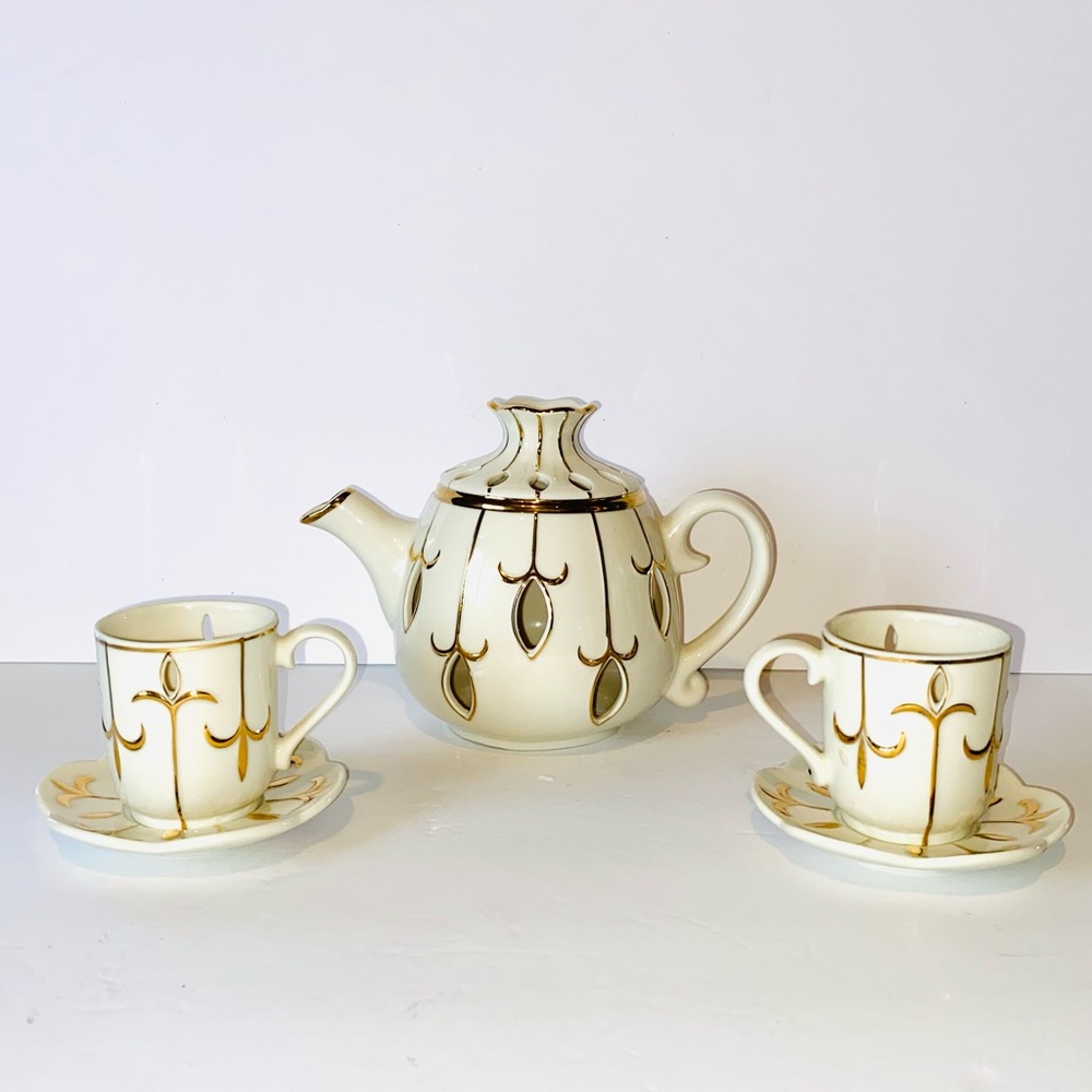 Partylite Tea for Two 5pc Votive Candle Holders Teapot Cups Saucers Ivory & Gold - Picture 1 of 15